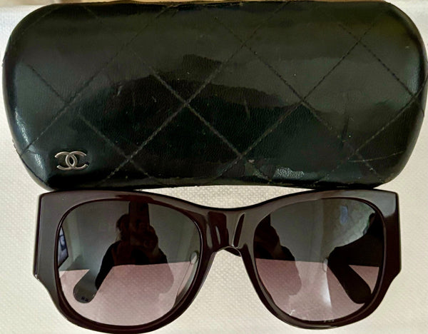 Chanel Quilted Hidden Mirrored Vintage Sunglasses - V & G Luxe Boutique