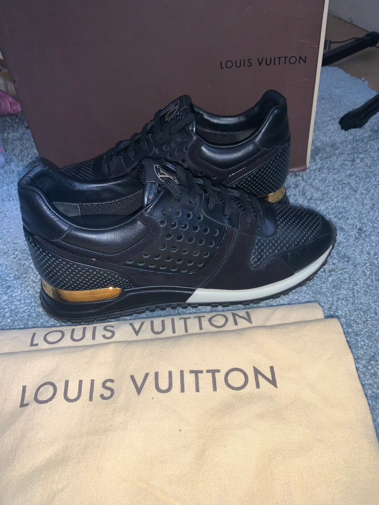 Run away leather low trainers Louis Vuitton Black size 6 UK in